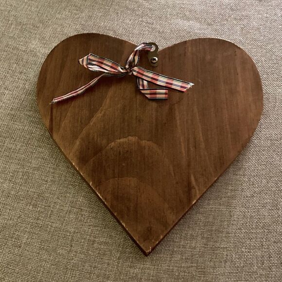 Vintage Wood Heart Shaped Wecome Sign - Picture 2 of 7